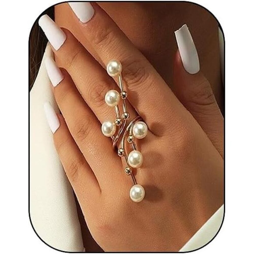 Pearl Branch Statement Ring – Modern Glamour Accessory - Adjustable Elegant